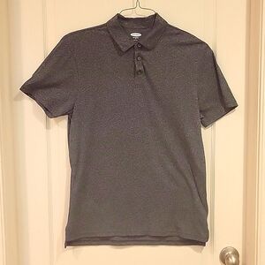 2 for $12. Old Navy soft washed polo shirt. Men Medium.Dark heathered grey, soft